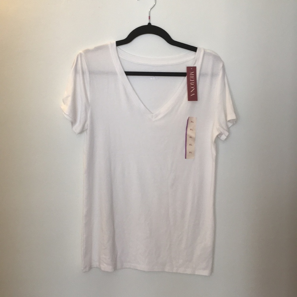 Women’s size XL Merona v-neck T, NWT